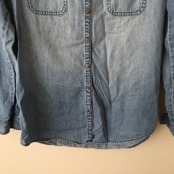 LAST DAY TO PURCHASE! Rubbish Blue Button-Down Shirt Size M - Picture 9 of 13